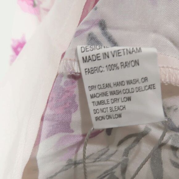 Yumi Kim Swoon Light Cameo Sugar and Spice Romper Small - Picture 8 of 8